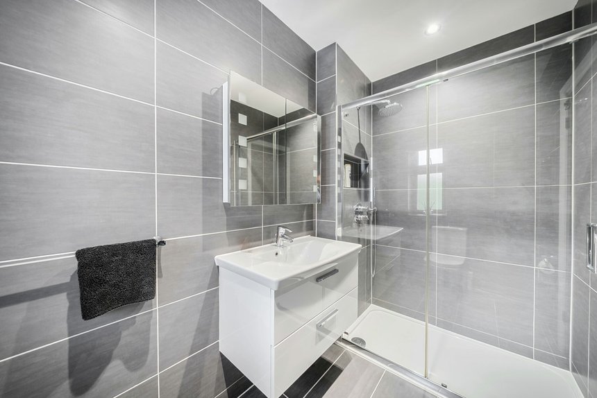 under offer anselm road london 22557 - Gibbs Gillespie