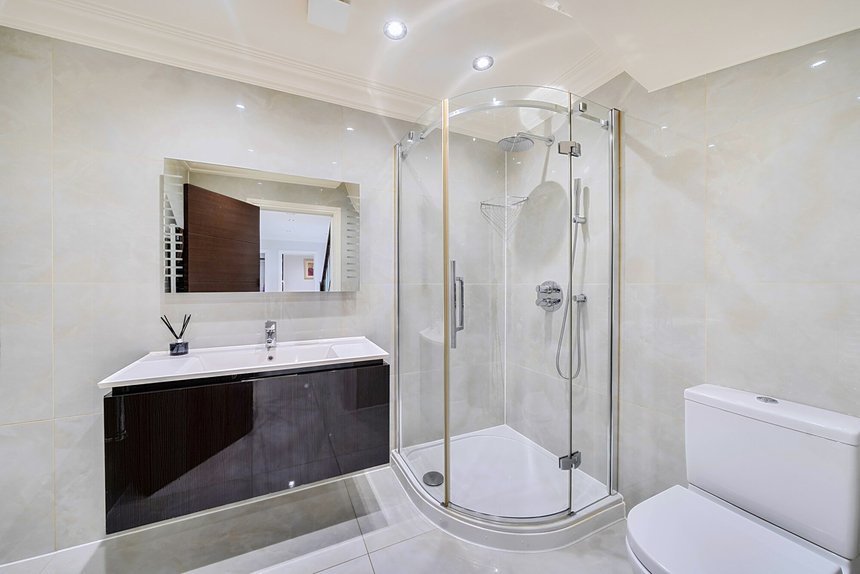 under offer anselm road london 22557 - Gibbs Gillespie