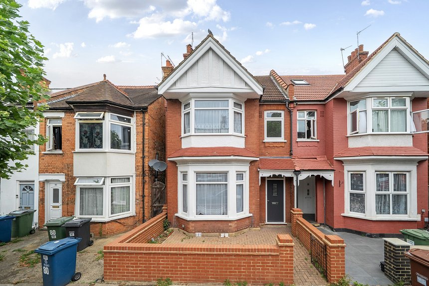 for sale butler road london 22671 - Gibbs Gillespie