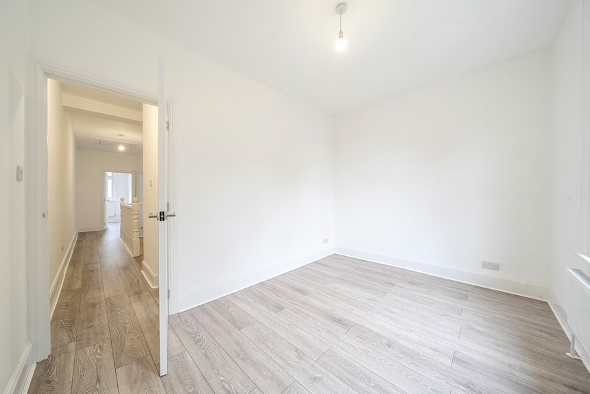 for sale butler road london 22671 - Gibbs Gillespie