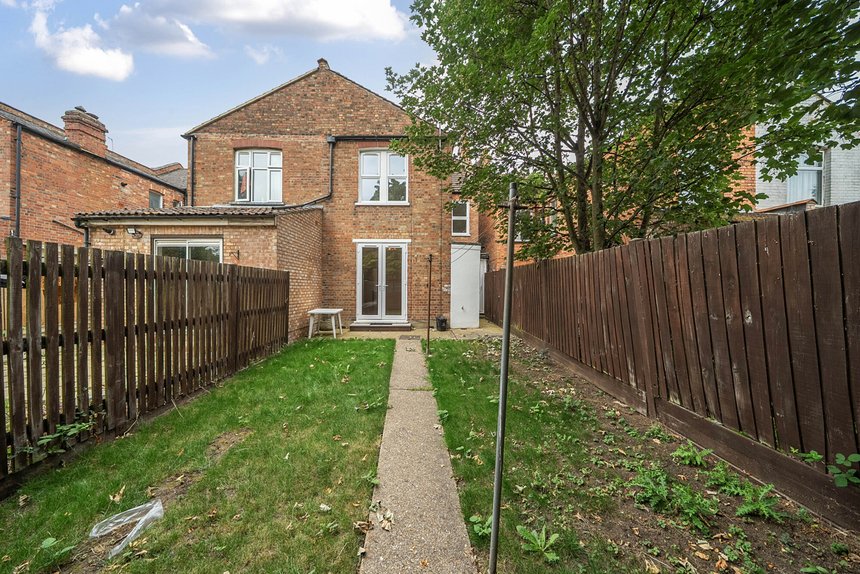 for sale butler road london 22671 - Gibbs Gillespie
