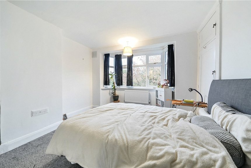 for sale bridle road london 22888 - Gibbs Gillespie