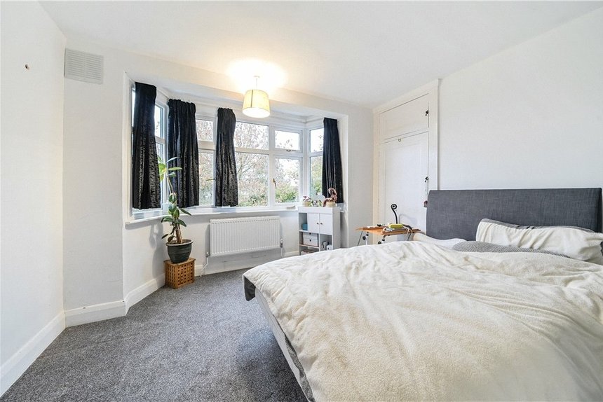 for sale bridle road london 22888 - Gibbs Gillespie