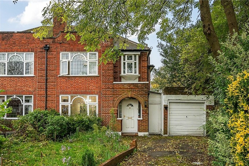 for sale bridle road london 22888 - Gibbs Gillespie