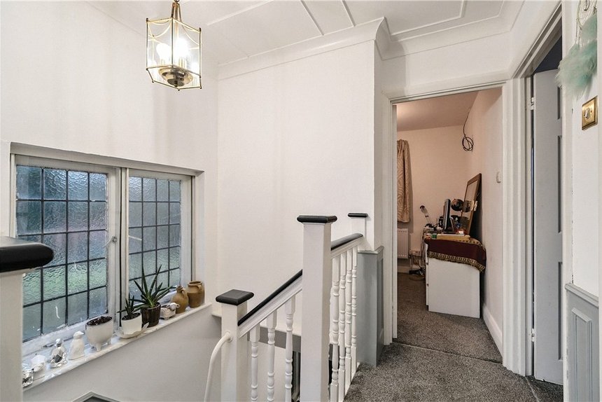 for sale bridle road london 22888 - Gibbs Gillespie