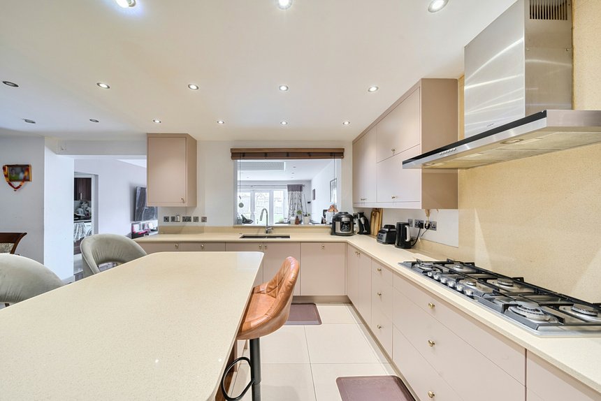 for sale moat drive london 23228 - Gibbs Gillespie