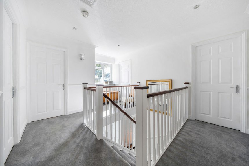 under offer eastcote road london 23386 - Gibbs Gillespie