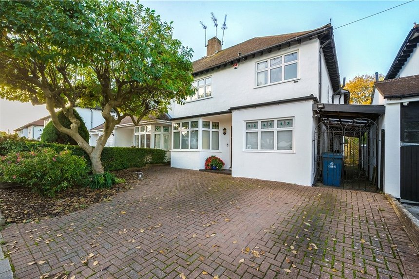 under offer park view london 23444 - Gibbs Gillespie