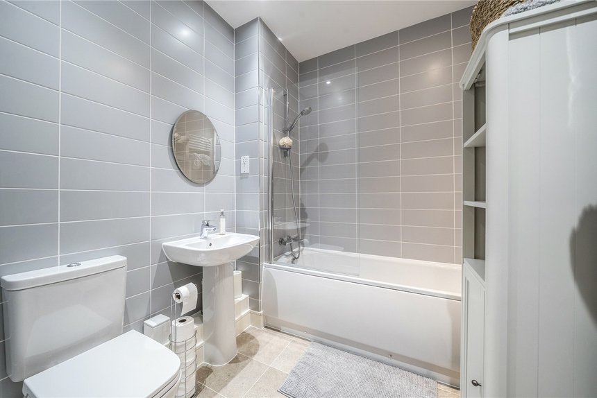 for sale kenley place london 23451 - Gibbs Gillespie