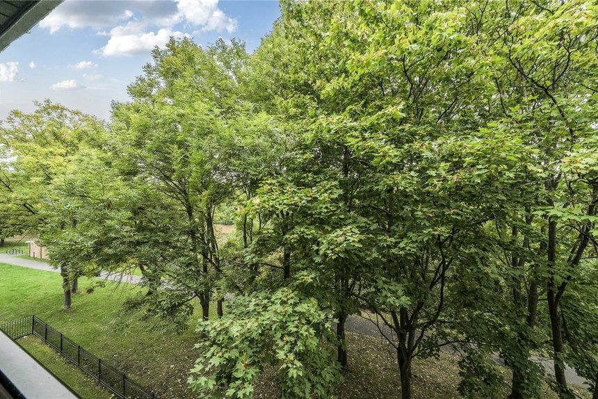 for sale kenley place london 23451 - Gibbs Gillespie