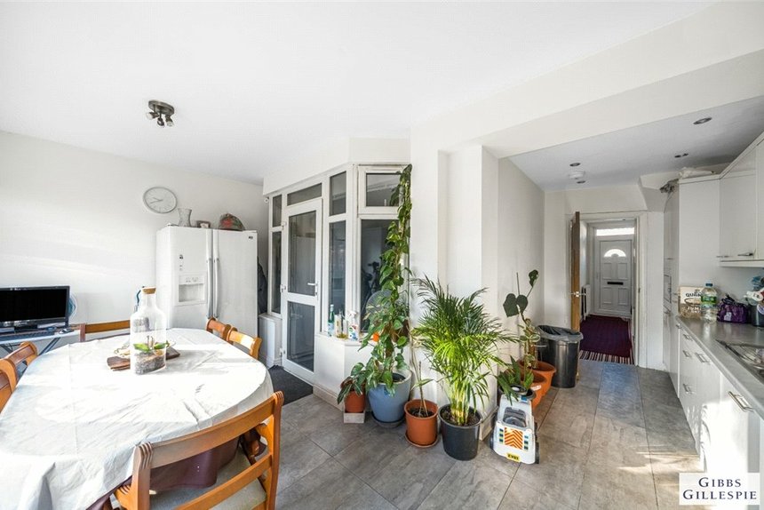 4 bedroom House for sale in Roxeth Green Avenue, Harrow, Middlesex, HA2