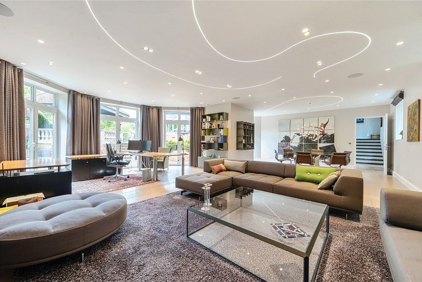 for sale the common london 23566 - Gibbs Gillespie