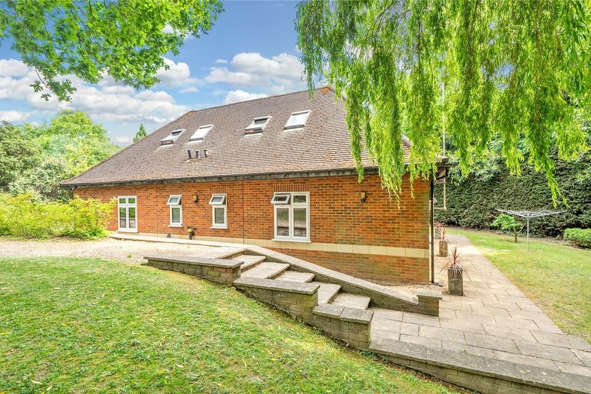 for sale the common london 23566 - Gibbs Gillespie