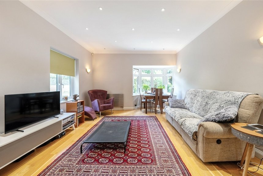 for sale the common london 23566 - Gibbs Gillespie