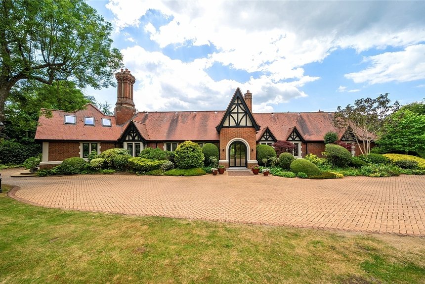 for sale the common london 23566 - Gibbs Gillespie