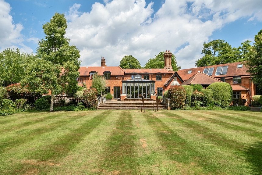 for sale the common london 23566 - Gibbs Gillespie