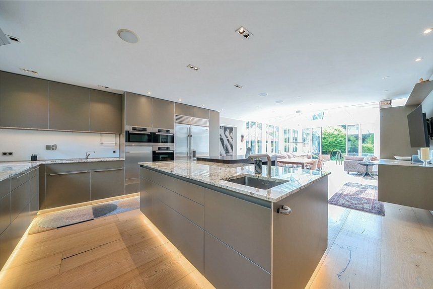 for sale the common london 23566 - Gibbs Gillespie