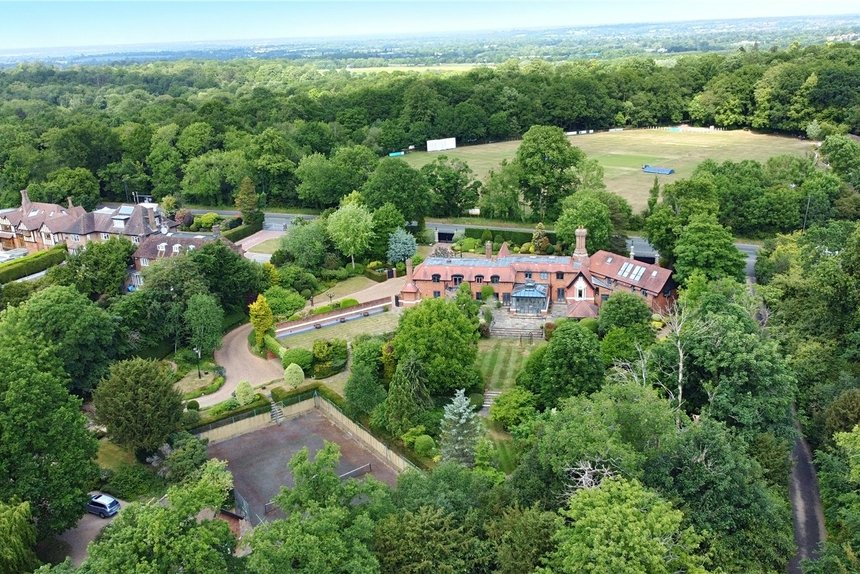 for sale the common london 23566 - Gibbs Gillespie