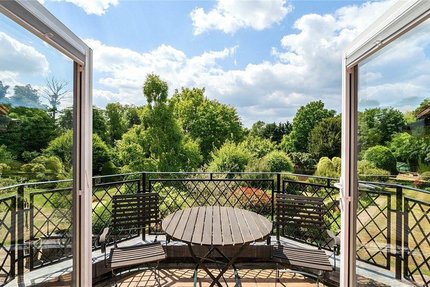 for sale the common london 23566 - Gibbs Gillespie