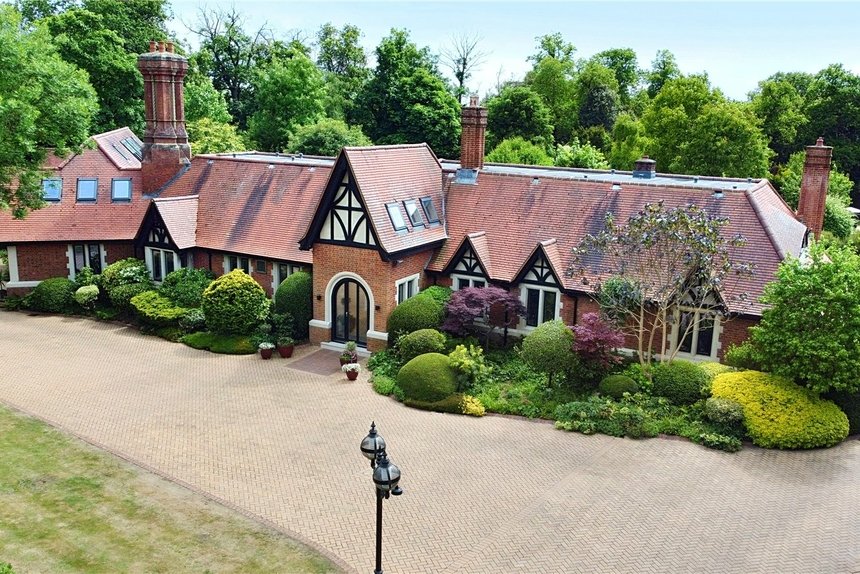 for sale the common london 23566 - Gibbs Gillespie