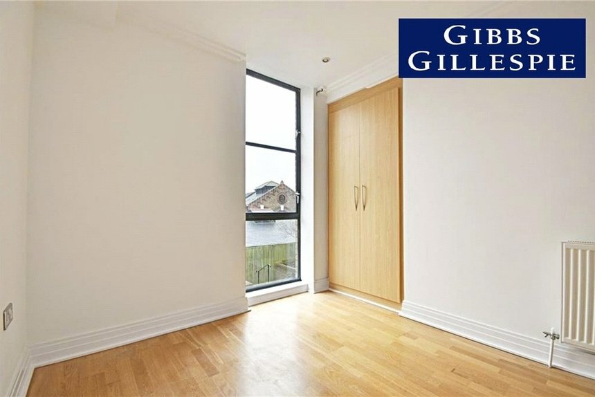 for sale town meadow london 23588 - Gibbs Gillespie