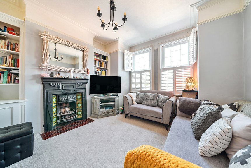 under offer little ealing lane london 23616 - Gibbs Gillespie