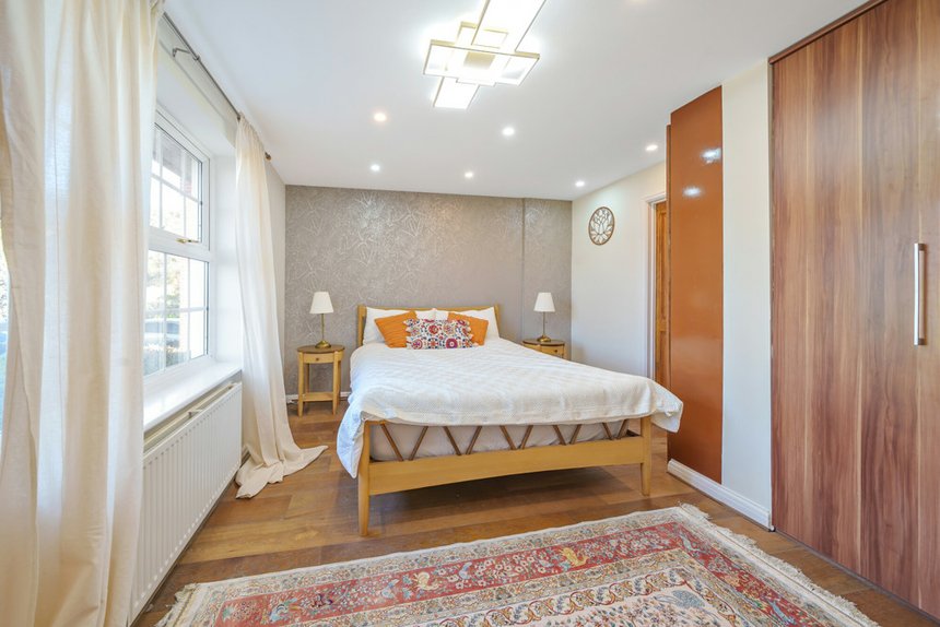 for sale wieland road london 23714 - Gibbs Gillespie