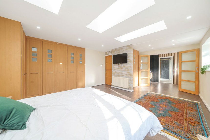 for sale wieland road london 23714 - Gibbs Gillespie