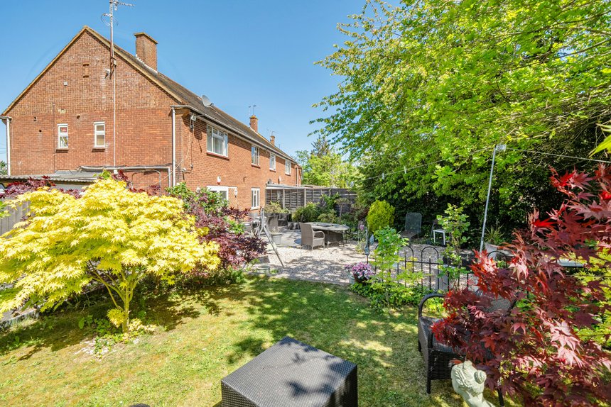 for sale lynhurst crescent london 2373 - Gibbs Gillespie