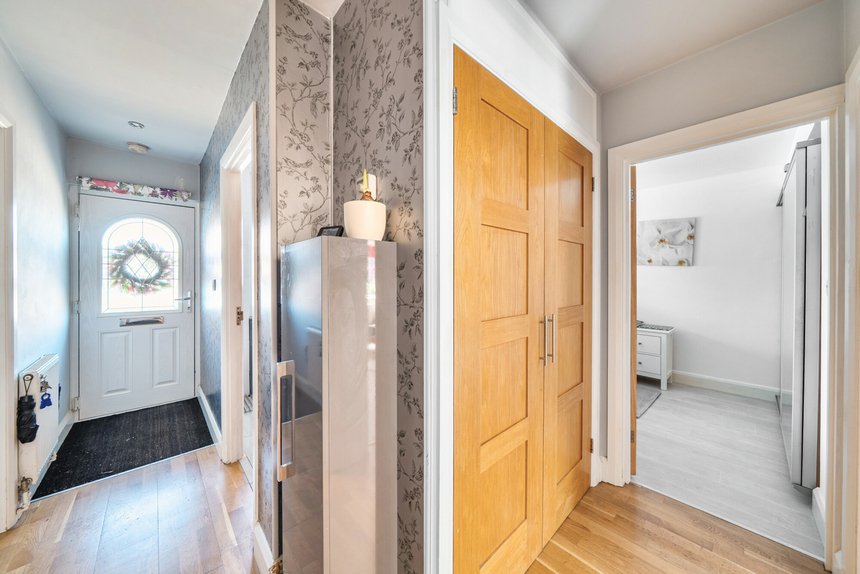 for sale lynhurst crescent london 2373 - Gibbs Gillespie