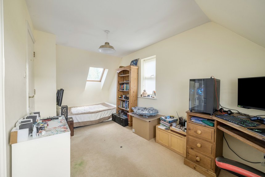 for sale stirling avenue london 23771 - Gibbs Gillespie