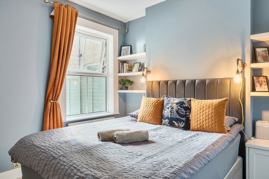 for sale carlyle road london 24167 - Gibbs Gillespie