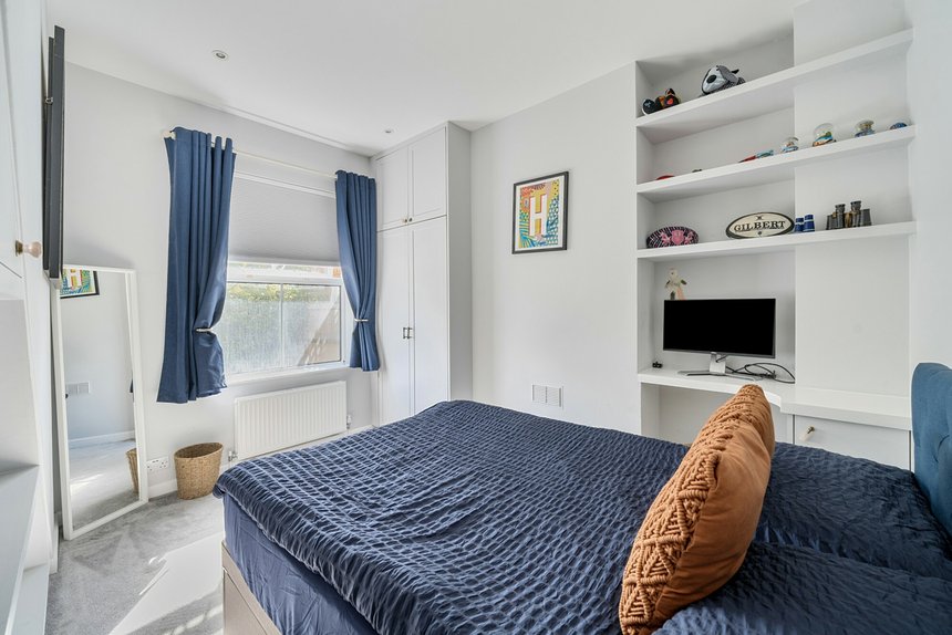 for sale carlyle road london 24167 - Gibbs Gillespie