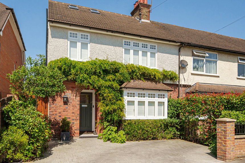 under offer cedar road london 24254 - Gibbs Gillespie