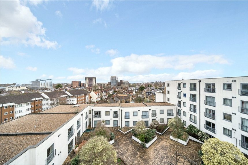 for sale lovelace house london 24334 - Gibbs Gillespie