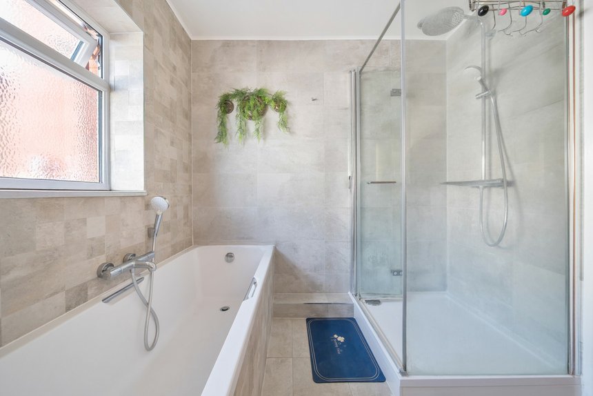 for sale hillside road london 24370 - Gibbs Gillespie