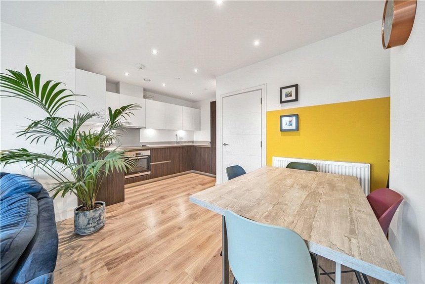 under offer trafalgar house london 24662 - Gibbs Gillespie