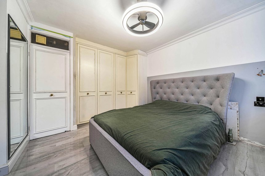 for sale merryfield gardens london 24758 - Gibbs Gillespie