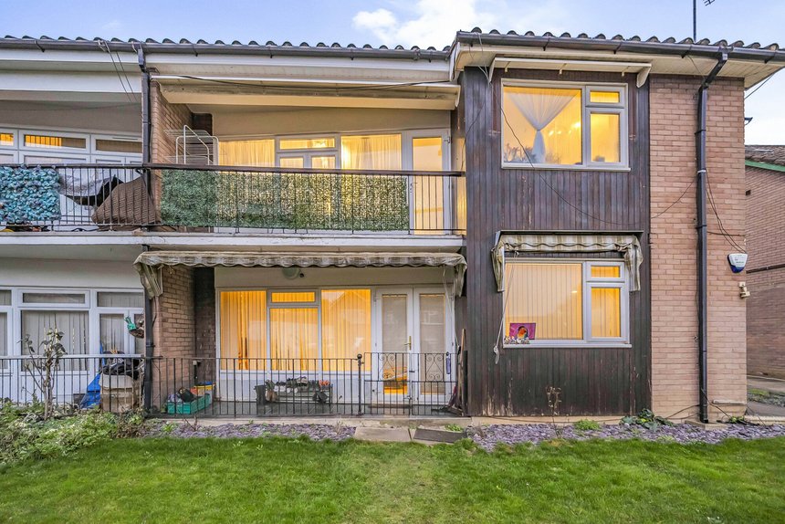 for sale merryfield gardens london 24758 - Gibbs Gillespie