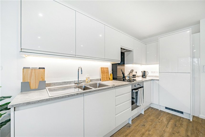 for sale oak end way london 24805 - Gibbs Gillespie