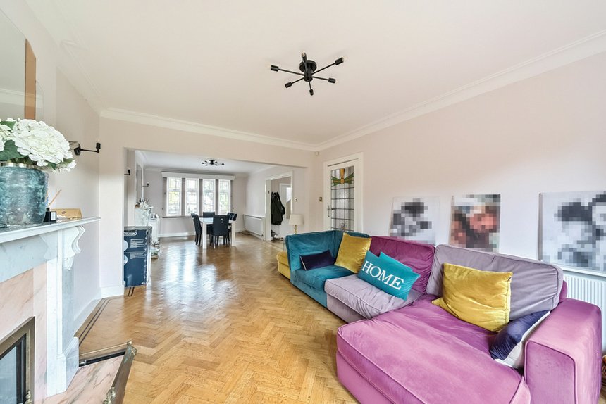 for sale cavendish drive london 24991 - Gibbs Gillespie