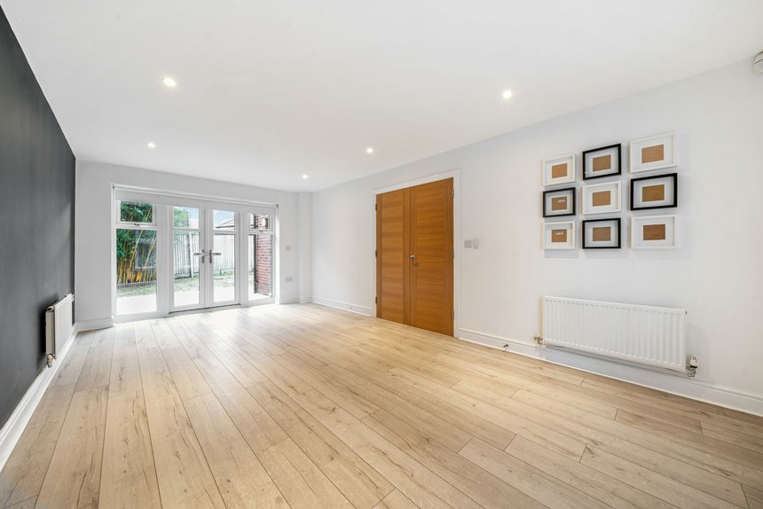 for sale truesdales london 25003 - Gibbs Gillespie