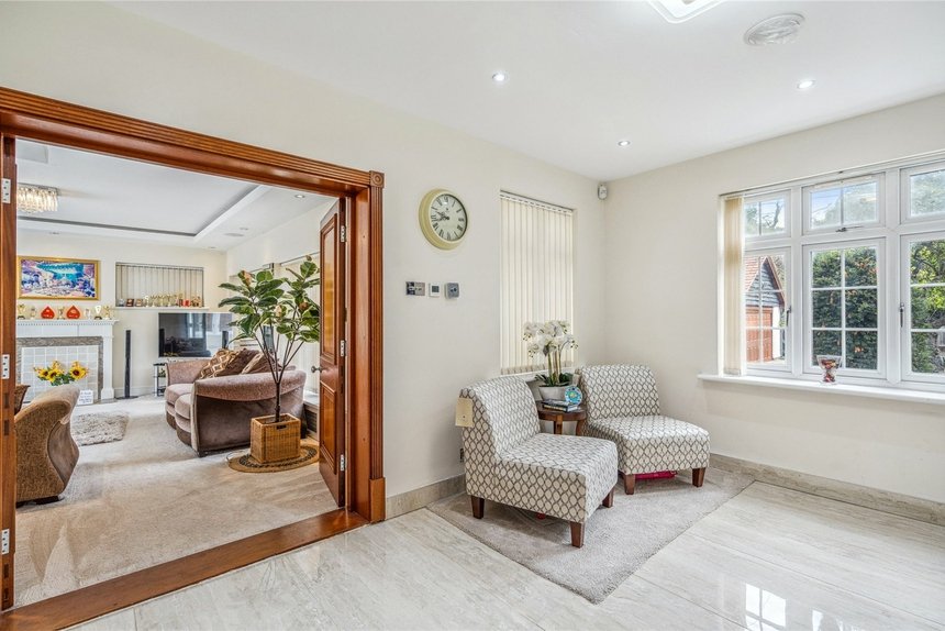 for sale wexham street london 25021 - Gibbs Gillespie