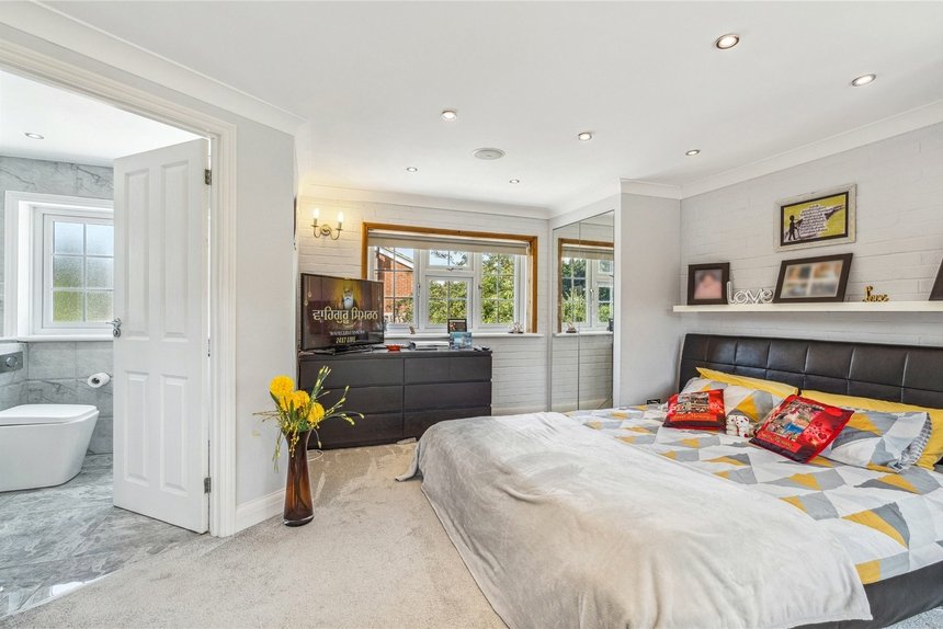 for sale wexham street london 25021 - Gibbs Gillespie