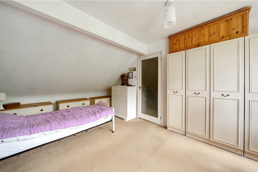 3 bedroom Bungalow for sale in Harlyn Drive, Pinner, Middlesex, HA5