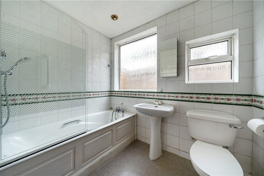 3 bedroom Bungalow for sale in Harlyn Drive, Pinner, Middlesex, HA5