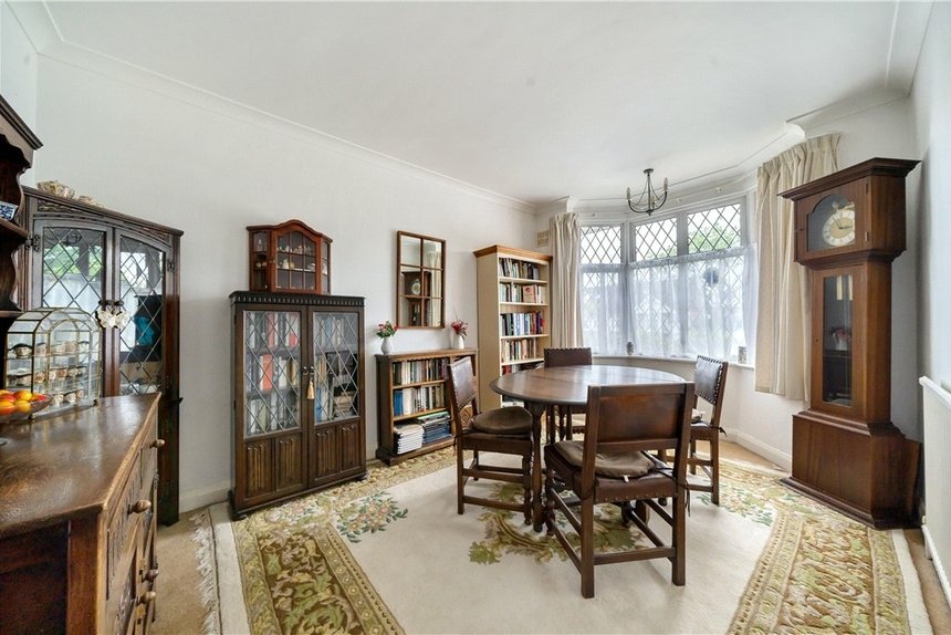 3 bedroom Bungalow for sale in Harlyn Drive, Pinner, Middlesex, HA5