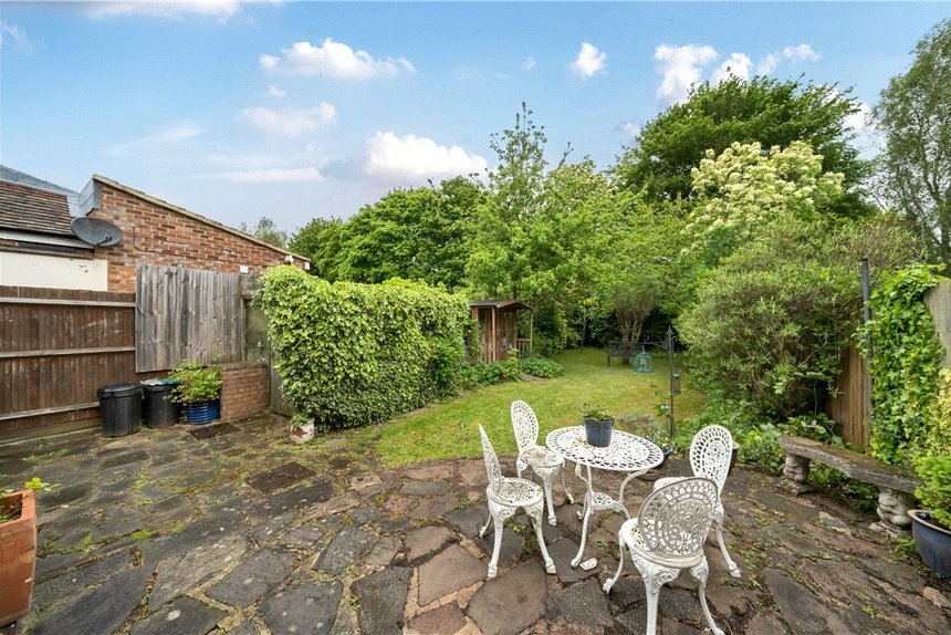 3 bedroom Bungalow for sale in Harlyn Drive, Pinner, Middlesex, HA5