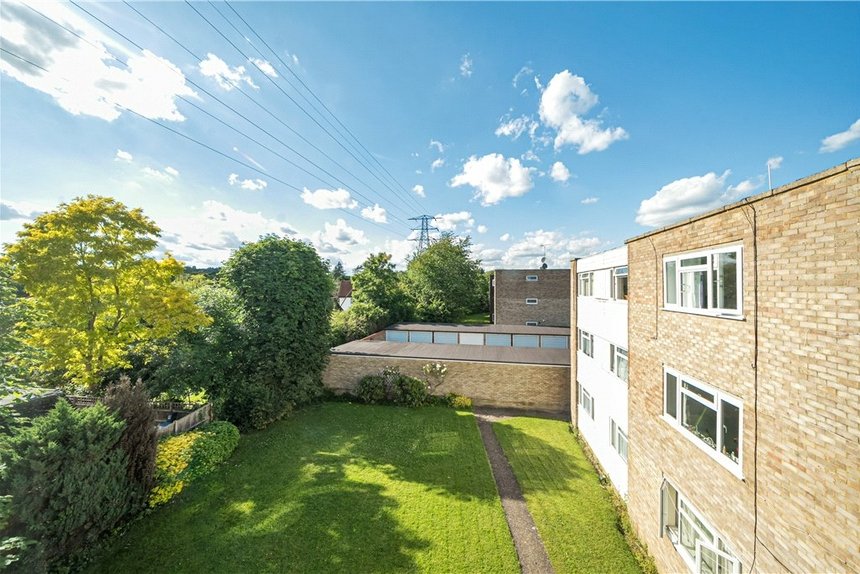 for sale lonsdale close london 25103 - Gibbs Gillespie