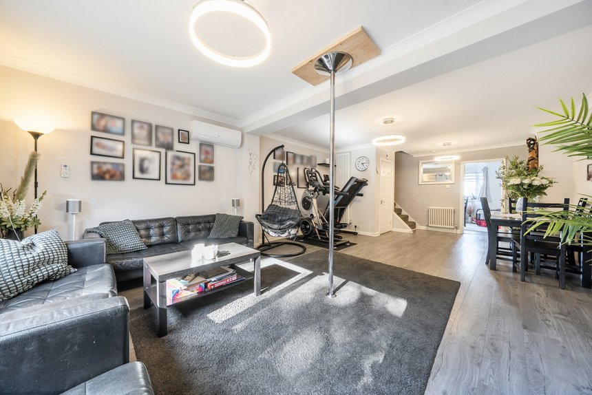 for sale laughton road london 25220 - Gibbs Gillespie